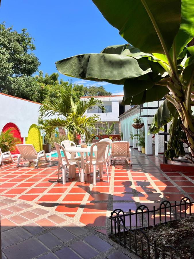The Chill In Mansion Hostel Santa Marta Exterior photo